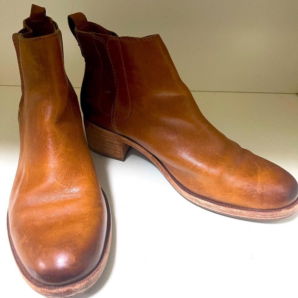 KORK-EASE ANKLE BOOTS